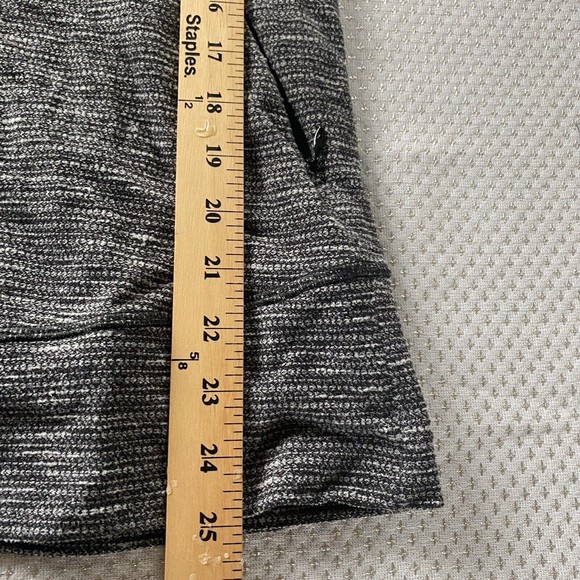 Lululemon Think Fast Pullover Coco Pique Black Thumbholes Running size 8 - Picture 11 of 13